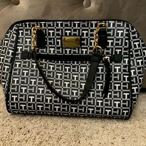 Tommy Hilfiger bag